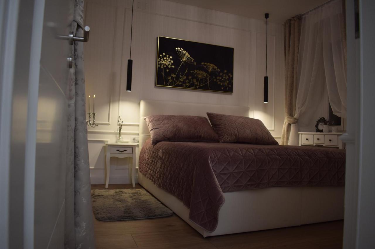 Apartment Trixi Maksimijan Pula Ngoại thất bức ảnh